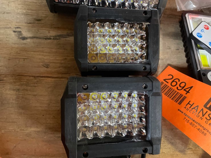 #2692-•-(2)-led-worklights,-4"-long,-12/24vdc-(pr12)-image-1
