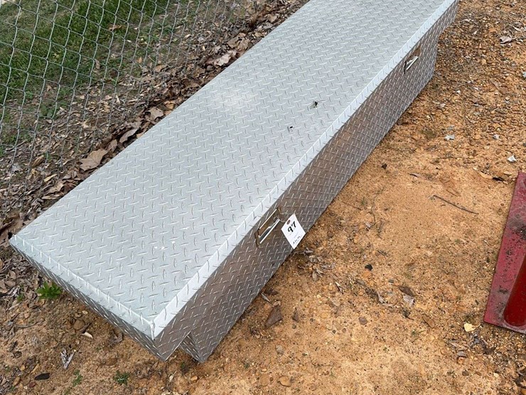 cross-bed-tool-box-image-1