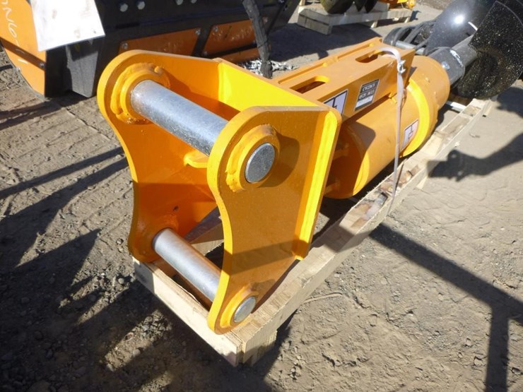 caterpillar-305-image-5