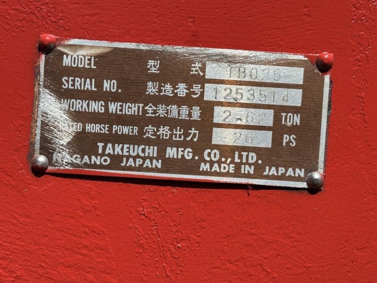 takeuchi-tb025-image-47