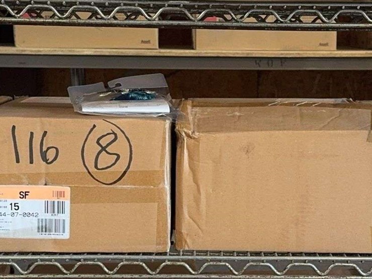 (8)-boxes-cat-&-jack-kids-masks-image-2