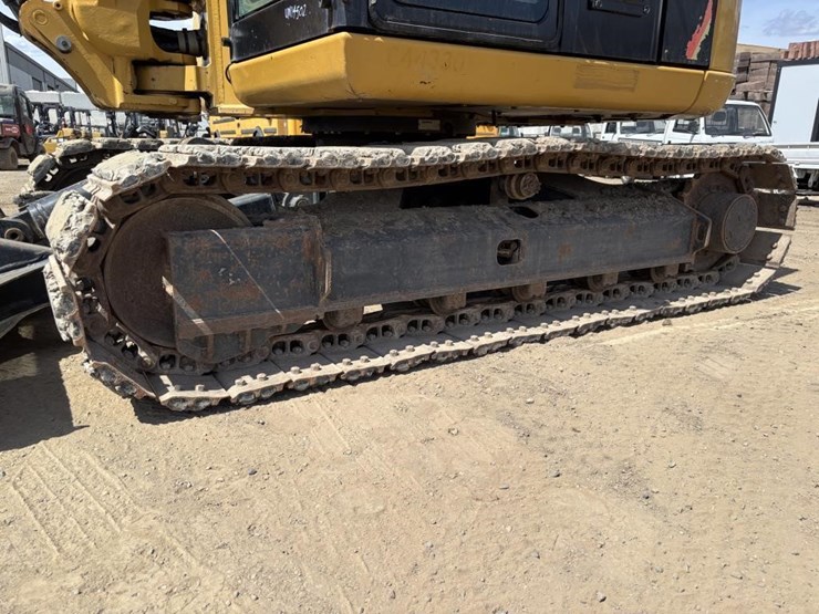 2015-caterpillar-308e2-cr-image-22
