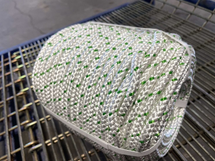 #2721-•-new-3/8"-thick,-100'-of-double-braided-rope-(cw)-image-3