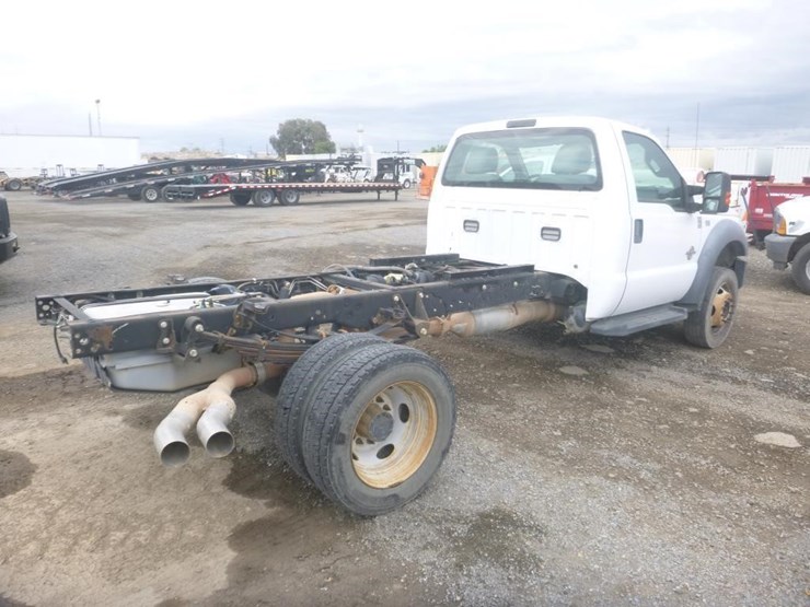 2016-ford-f550-image-3