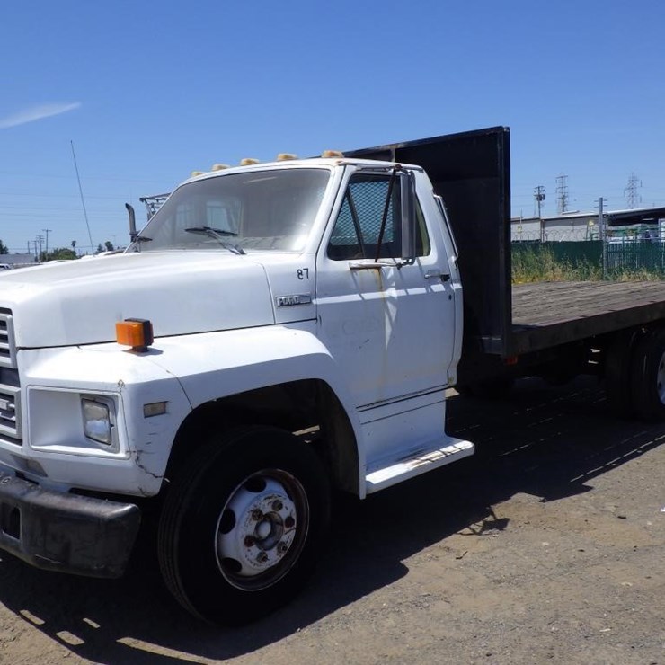 1984 FORD F650