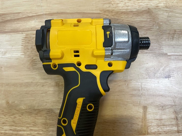 #2701-•-dewalt-compatible-20-v-cordless-1/4"-impact-driver-and-battery-(pr12)-image-4