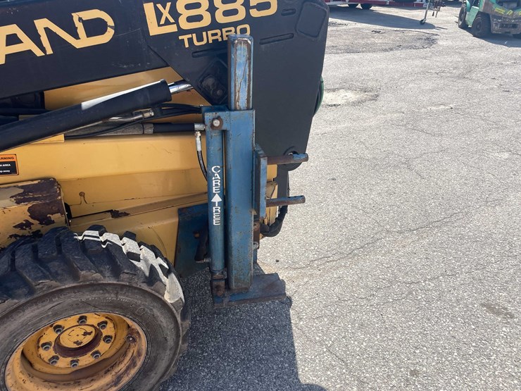 #1512-•-new-holland-skid-steer-(of)-image-10