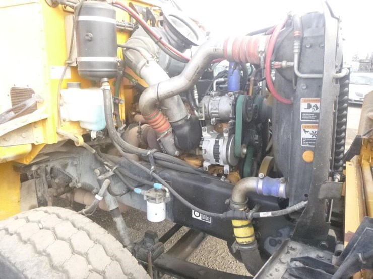 2004-caterpillar-c7-image-21