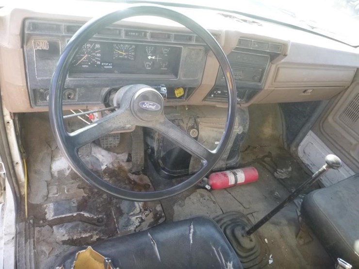 1989-ford-f800-image-23