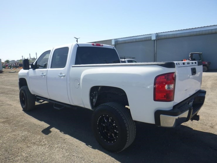 2009-chevrolet-2500-image-4