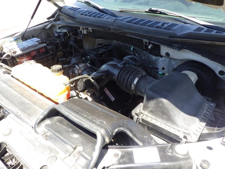 2015-ford-f150-image-8