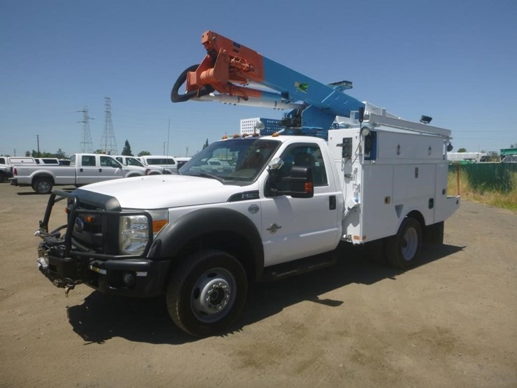 2013-ford-f550-image-1