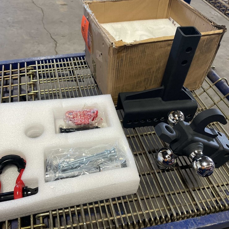 #2735 • Tri-ball With Tow Hook Trailer Hitch (CW)