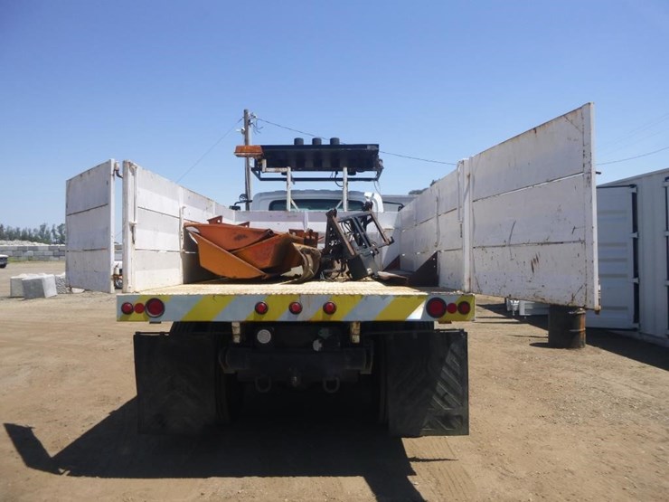 2006-international-durastar-4300-image-28
