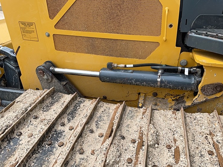 2021-deere-450k-image-5