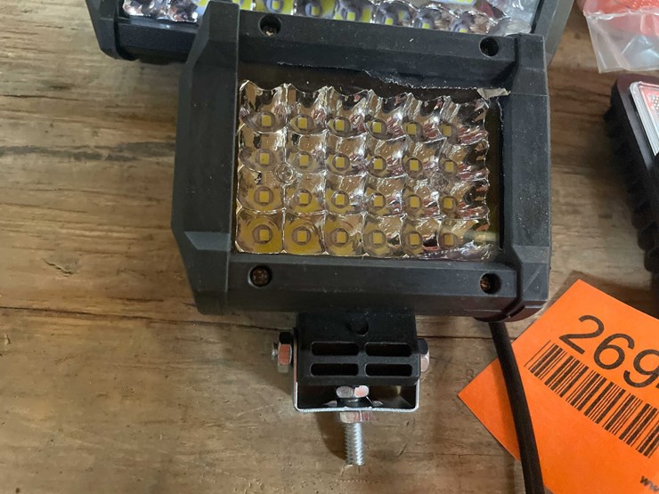 #2692-•-(2)-led-worklights,-4"-long,-12/24vdc-(pr12)-image-6