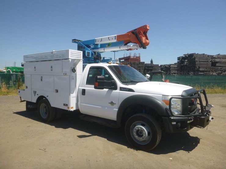 2013-ford-f550-image-2