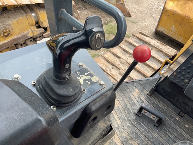 2021-deere-450k-image-14