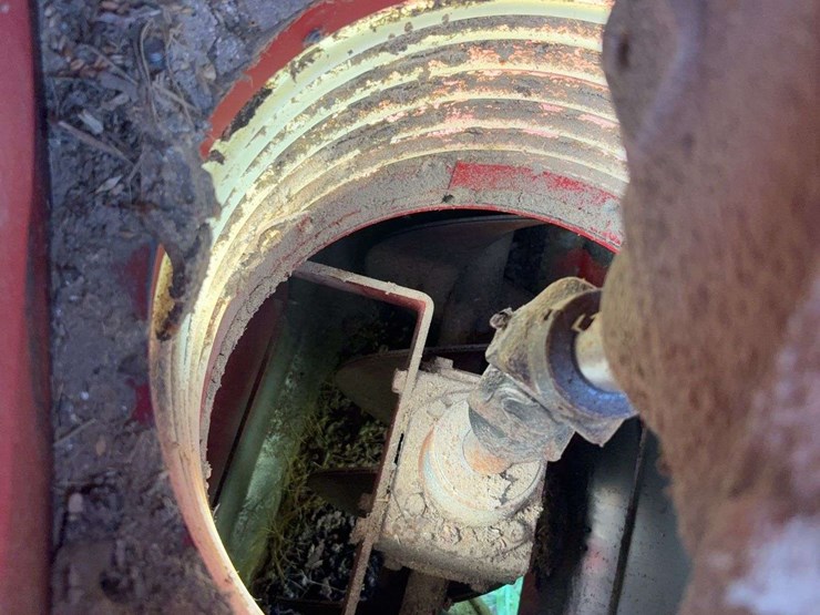 2023-westfield-mkx-x-21073-swing-away-auger,-10"-x-73ft,-540-pto-(inside-building),-low-use-image-26