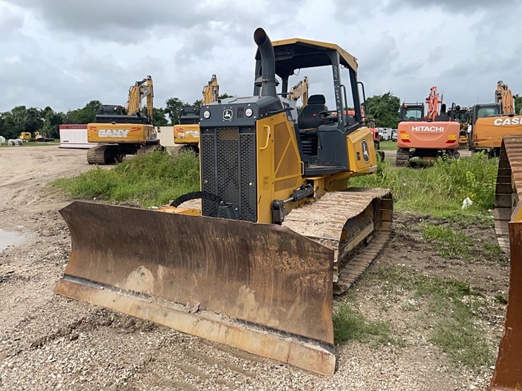2021-deere-450k-image-1