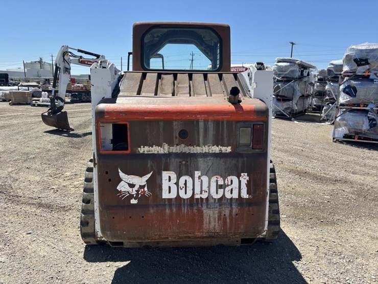 2005-bobcat-t180-image-8
