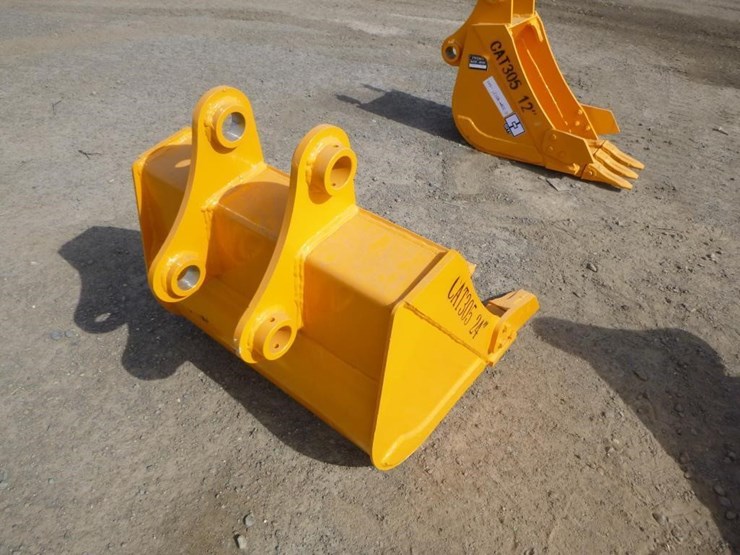 caterpillar-305-image-3