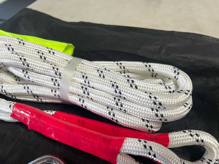 #2741-•-heavy-duty-recovery-tow-rope-(cw)-image-3