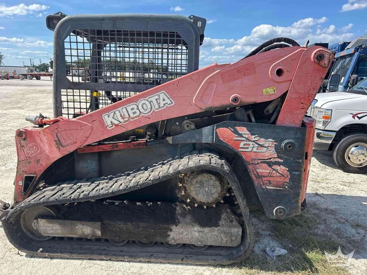 kubota-svl90-2-image-10