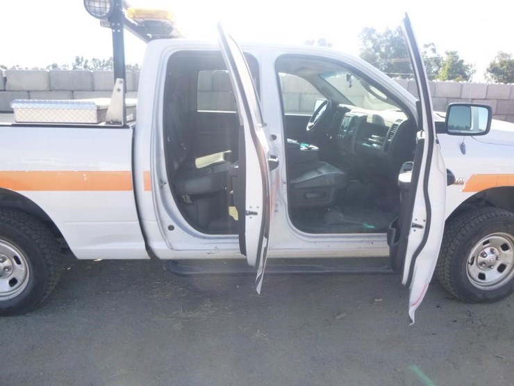 2014-dodge-ram-1500-image-16