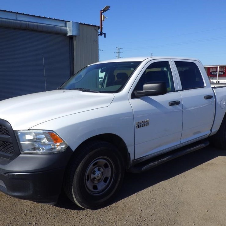 2016 DODGE 1500