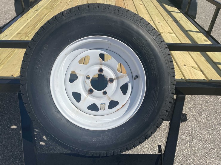 #1507-•-7'-x-12'-chilton-beaver-tail-(of)-image-19