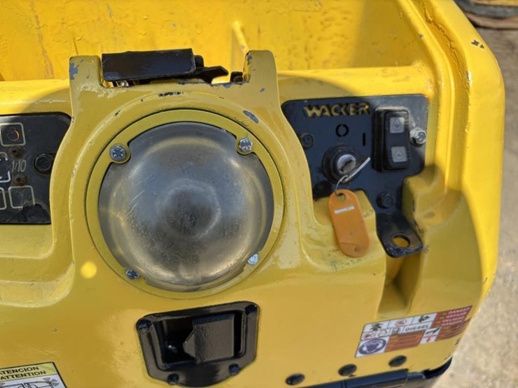 2004-wacker-neuson-rtsc-3-image-22
