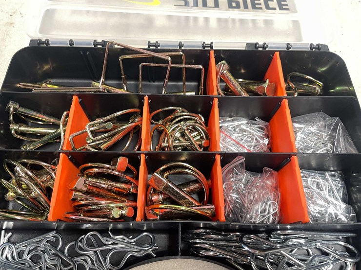 #2746-•-heavy-duty-pto-and-hitch-pins-and-more-(cw)-image-4