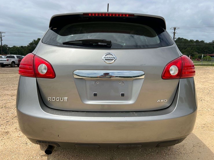 2012-nissan-rogue-image-7