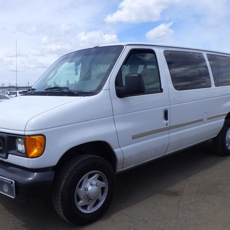 2007 FORD ECONOLINE 350