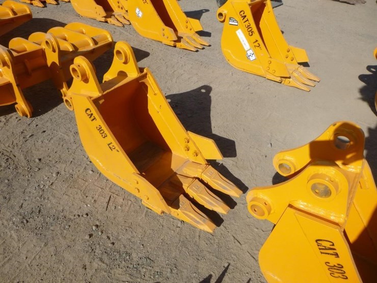 caterpillar-303-image-2