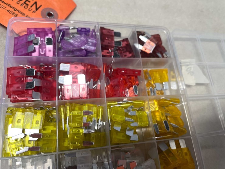 #2749-•-300-pcs-fuse-set-(cw)-image-3