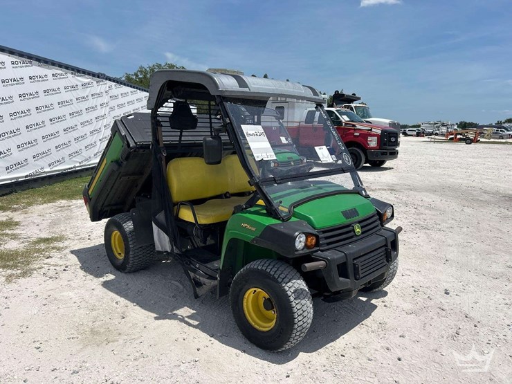 john-deere-gator-image-2
