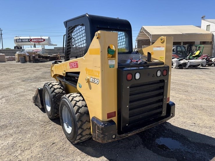 2019-gehl-r190-image-4