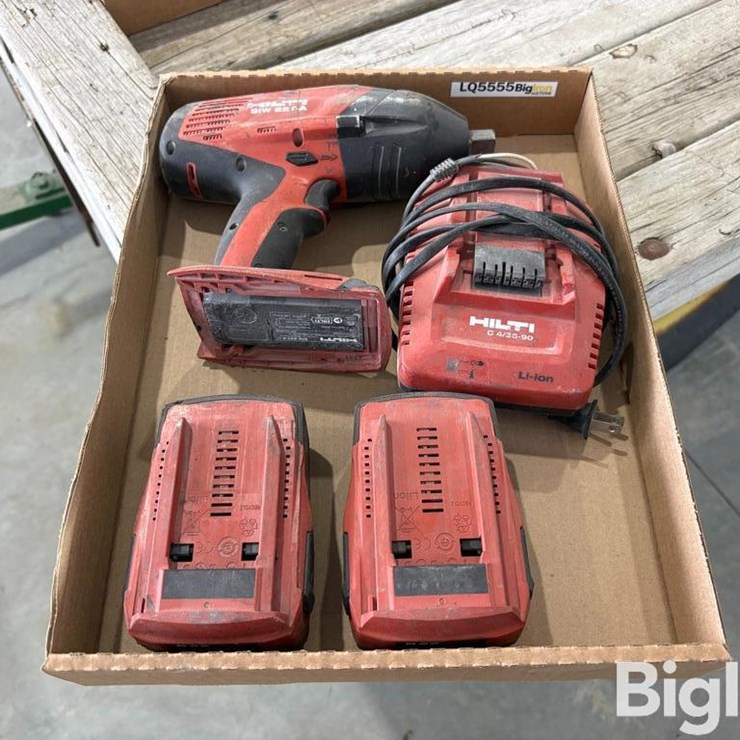 Hilti SIW22T-A Cordless Battery Impact W/Batteries & Charger