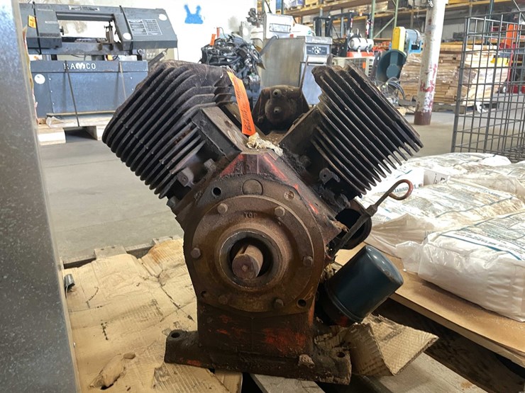 #2754-•-wisconsin-motor-(e)-image-8