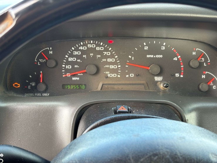 2003-ford-f550-image-12