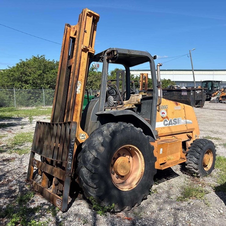 2006 CASE 586G