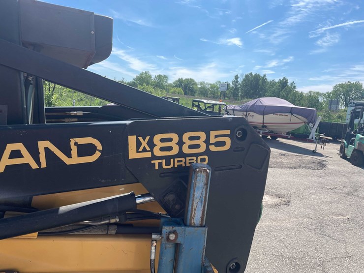 #1512-•-new-holland-skid-steer-(of)-image-9