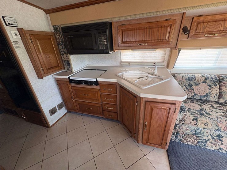 1999-allegro-bay-32'-motorhome-(62,037-miles)-image-19