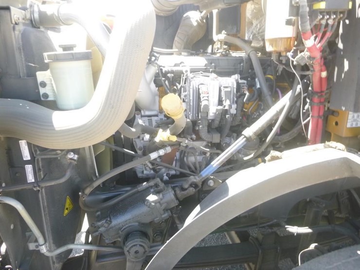 2016-caterpillar-ct660-image-20