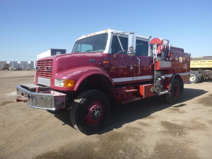 2001-international-4800-image-1
