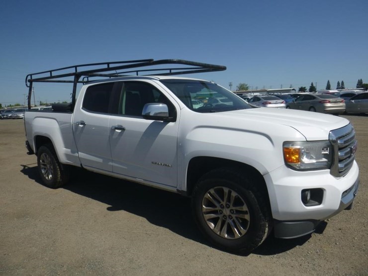 2016-chevrolet-colorado-image-2