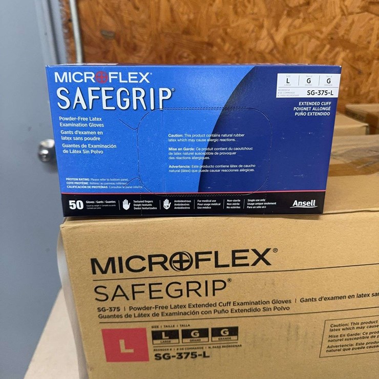 (4) Boxes MicroFlex Safegrip Powder Free Latex Gloves
