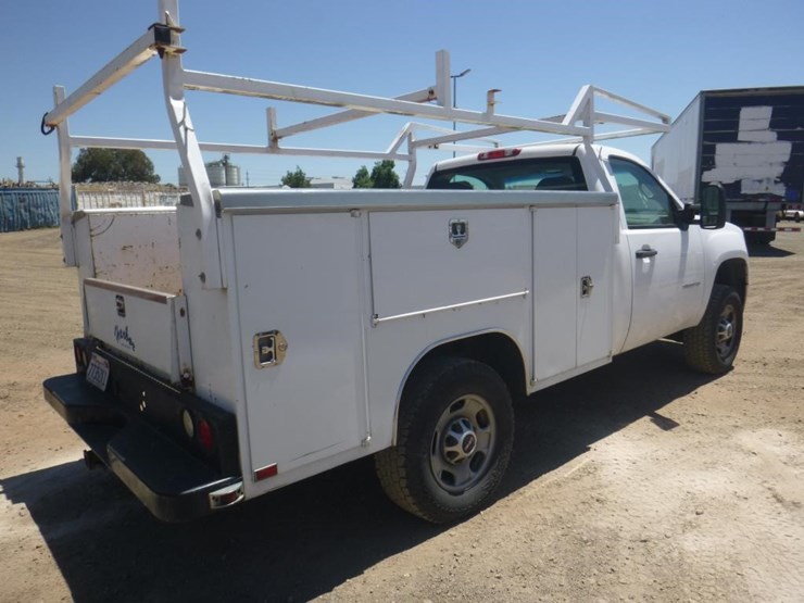 2012-gmc-2500hd-image-3